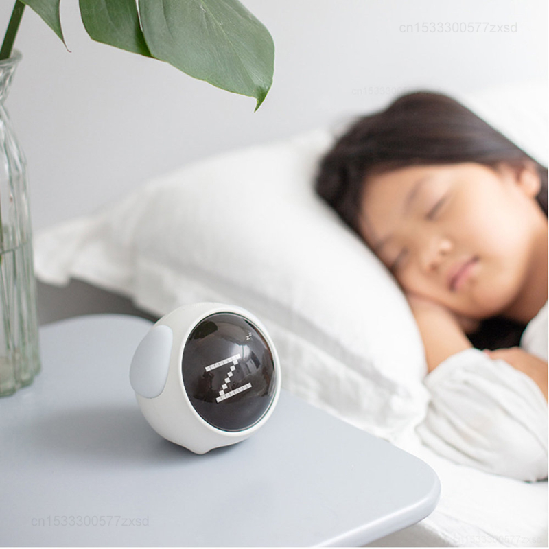 ساعة منبه بتصميم لطيف للأطفال  - مراجعة Smart Baby Night Light وسعره